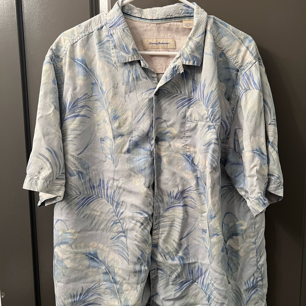 Tommy Bahama Light Blue Leaf Print Men's Shirt